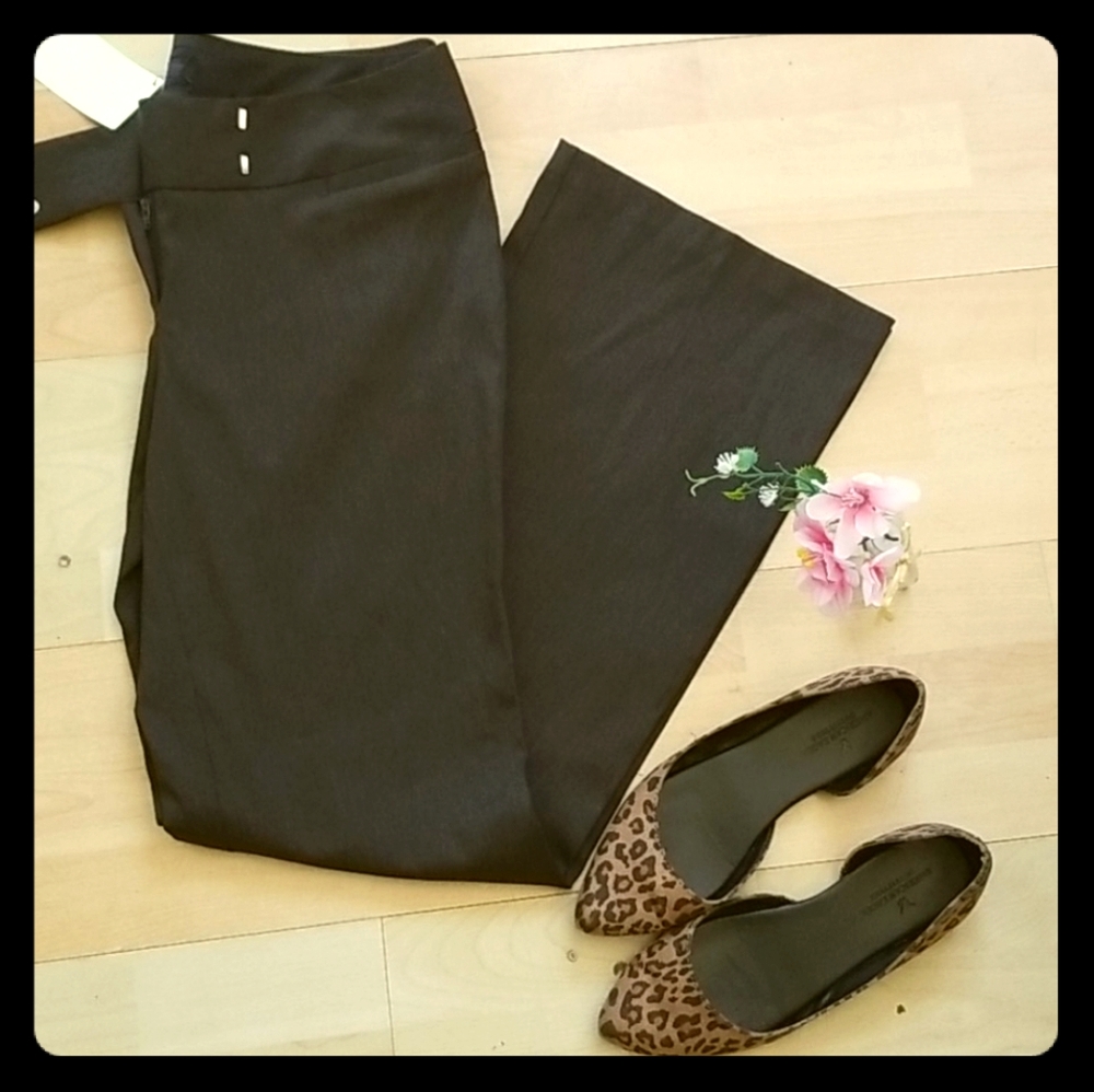 💕NEW w/o tags💕TORRID PANTS TROUSERS 10R